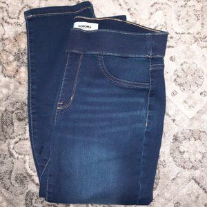 Sonoma denim capris size 8